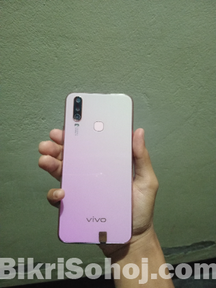 Vivo y17